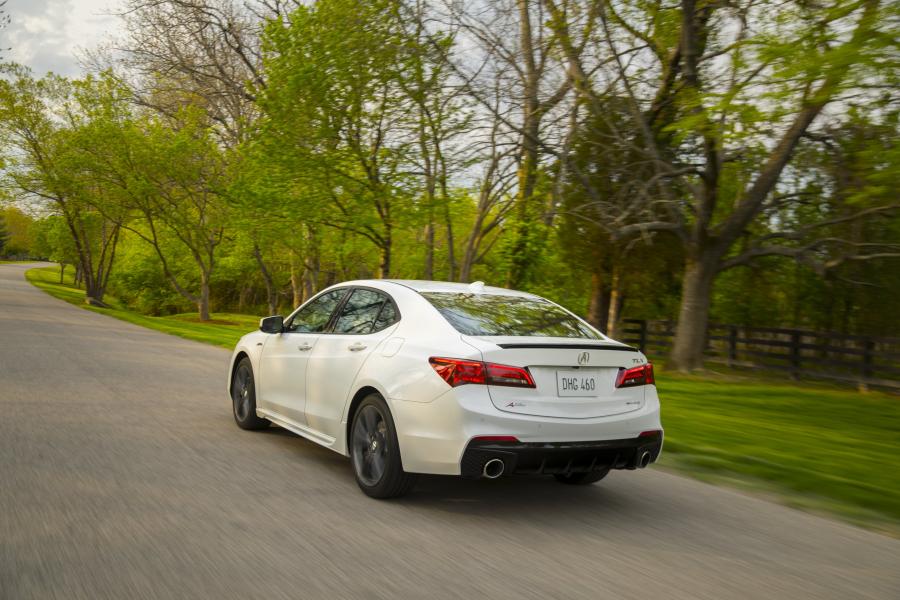  Acura TLX A-Spec 2017 года  (фото 38 из 69)